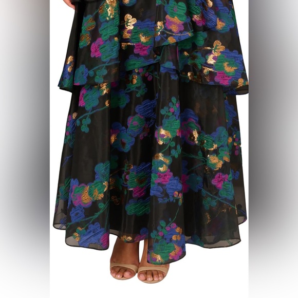 AIDAN MATTOX - Picture 5 of 5